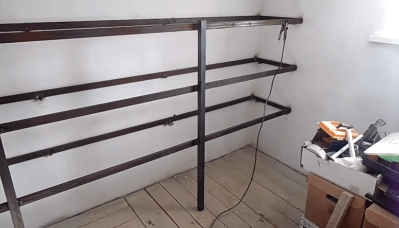 Стеллаж из стального уголка своими руками- пошаговая инструкция 4.jpg уголок под полку металлический
