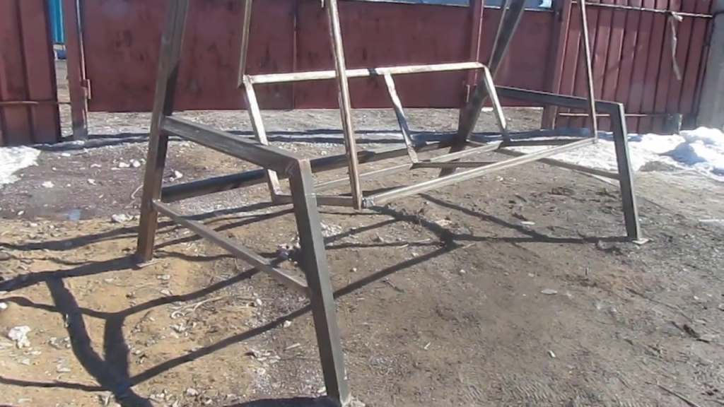 Садовые качели из профильнои трубы- чертежи и пошаговая инструкция 3.jpg качели своими руками из металла